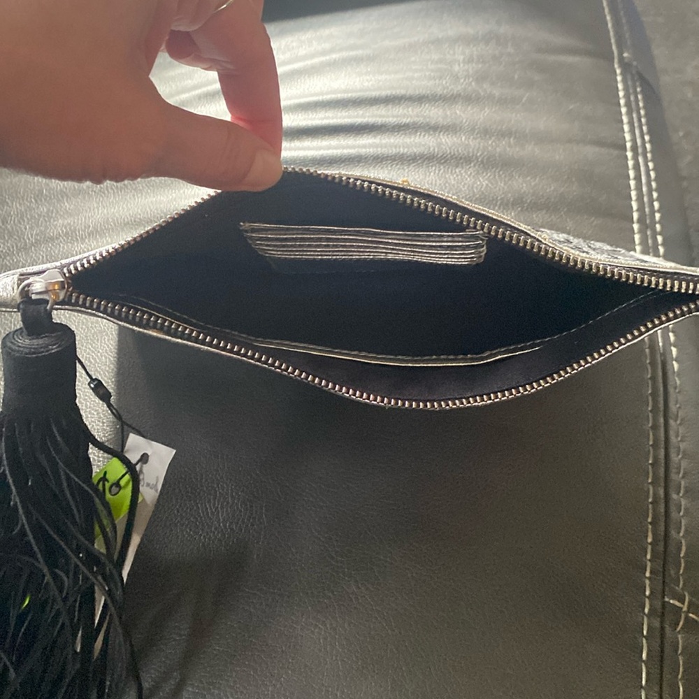 Hand bag - Picture 2 of 2
